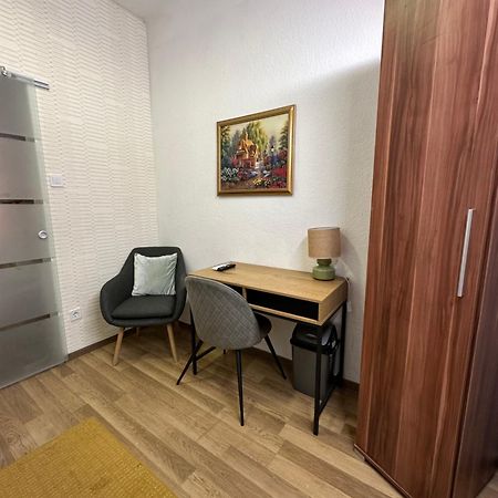 Airport17 B&B Вечийш Екстер'єр фото
