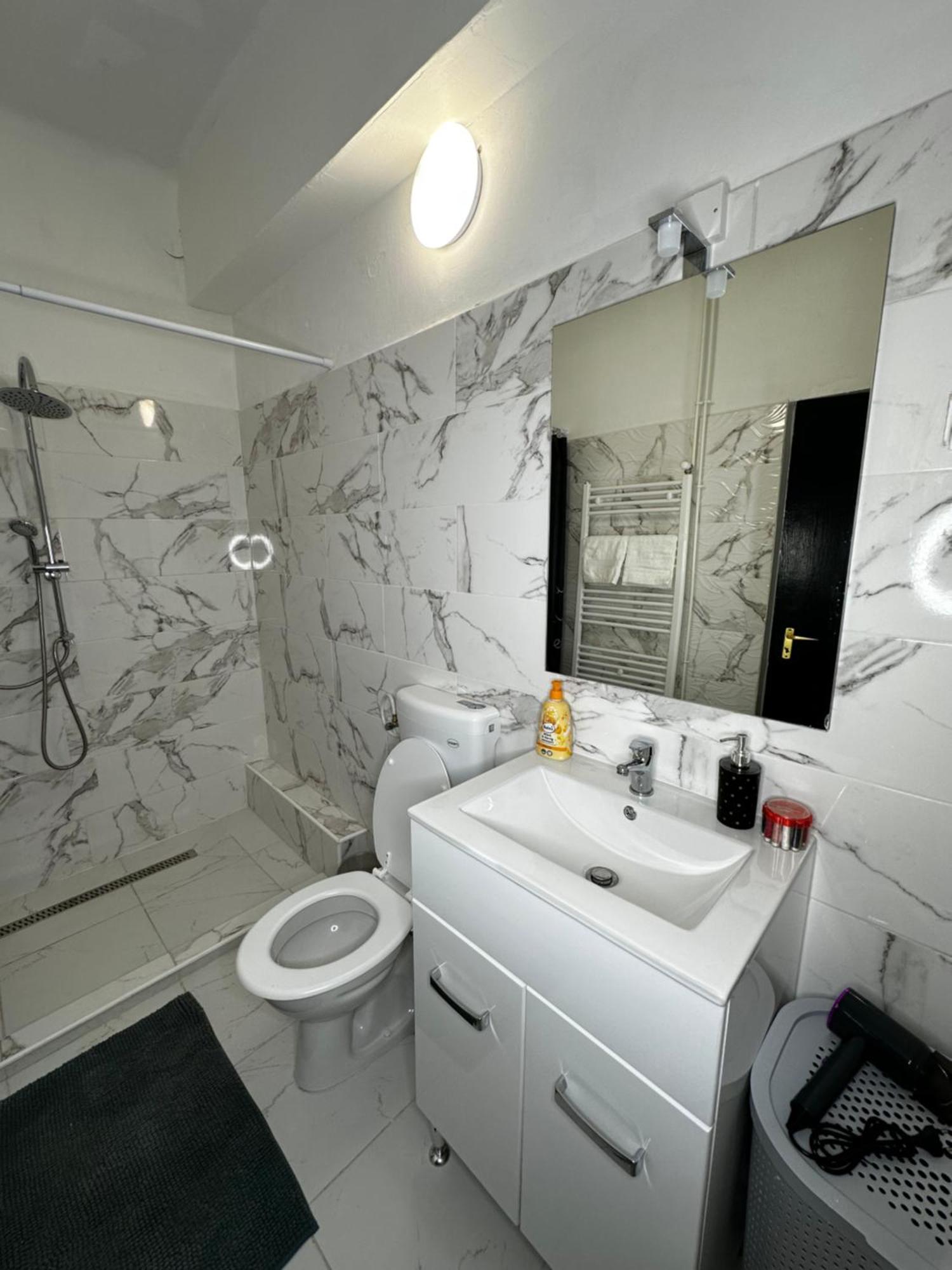 Airport17 B&B Вечийш Екстер'єр фото