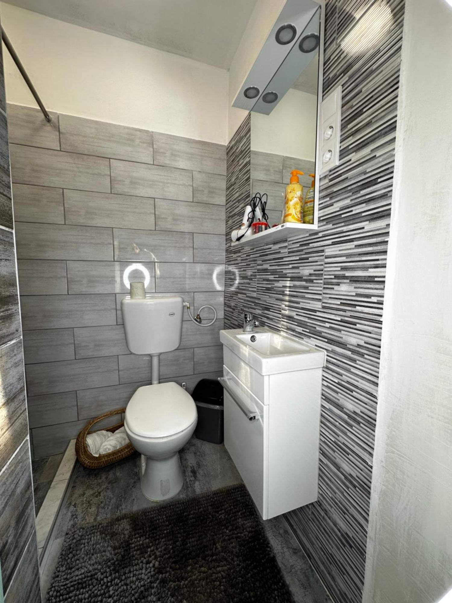 Airport17 B&B Вечийш Екстер'єр фото